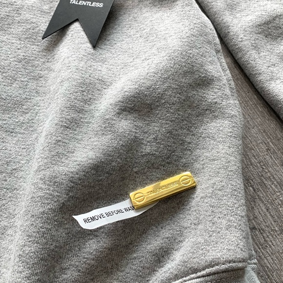 🔥🔥TALENTLESS - PREMIUM UNISEX SIDE POCKET HOODIE🔥🔥 - Picture 4 of 8